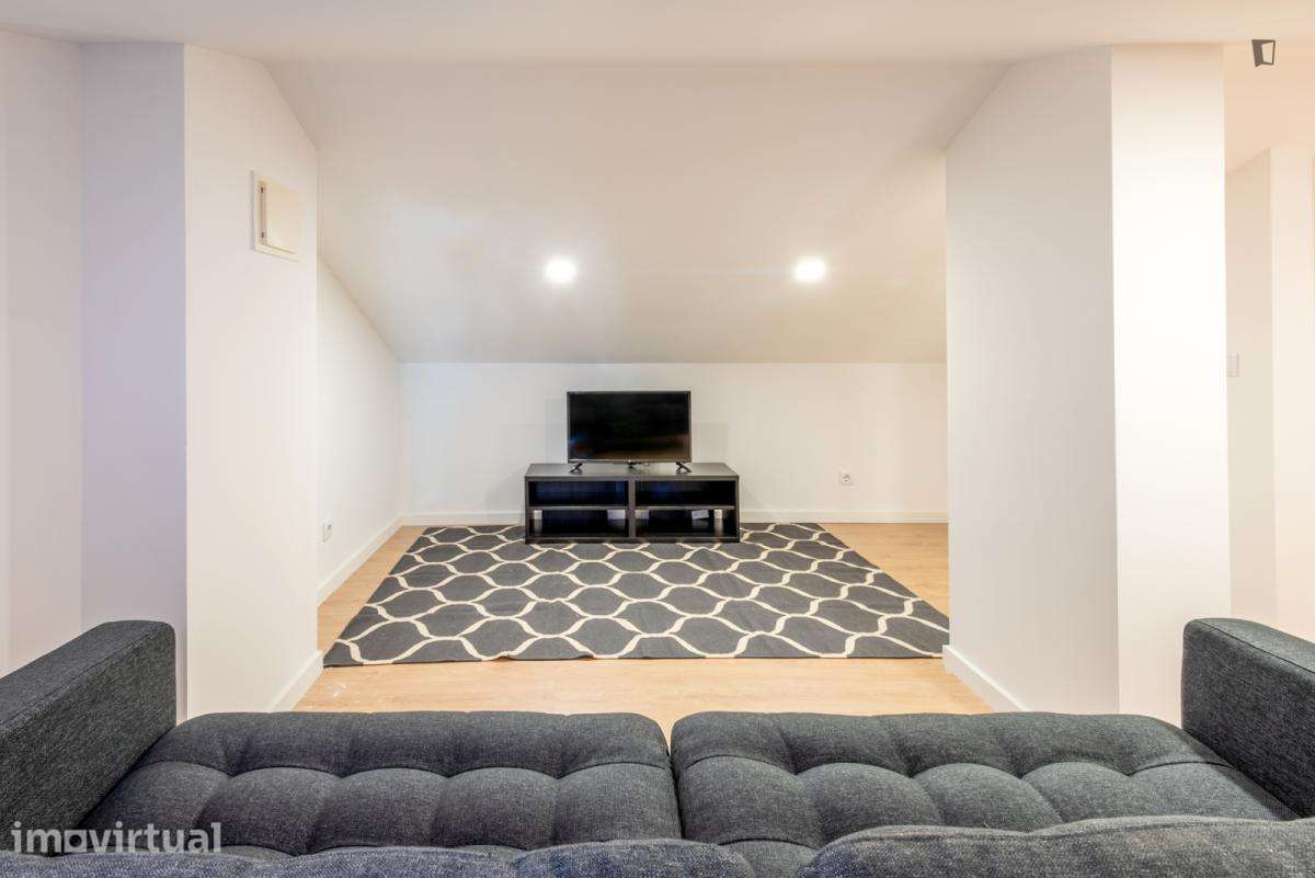 Quarto - localizado em Mouraria Lisbon - Grande imagem: 5/16
