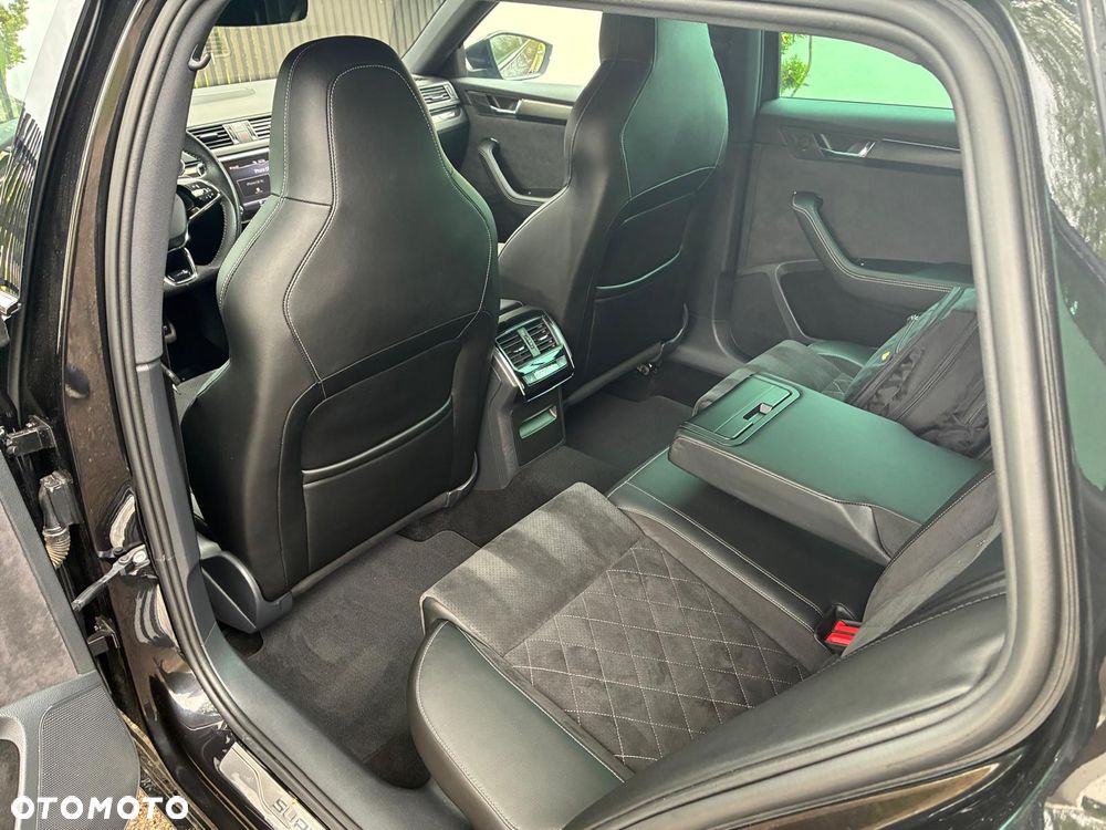 Skoda Superb 2.0 TDI SCR Sportline DSG - 15