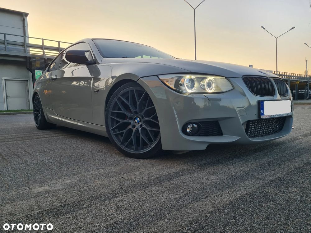 BMW Seria 3 320d DPF M Sport Edition - 26
