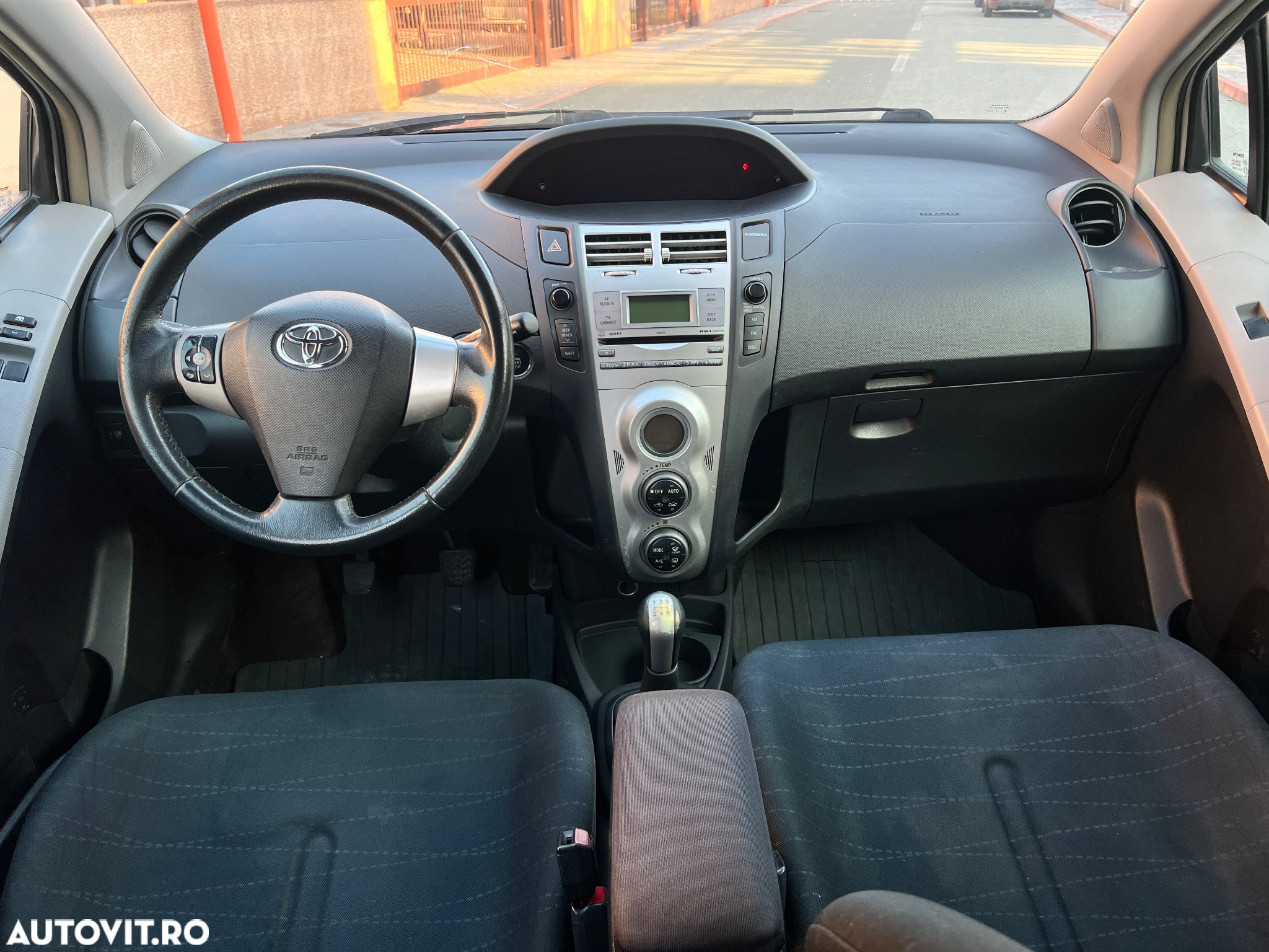 Toyota Yaris 1.4 D-4D Luna - 6