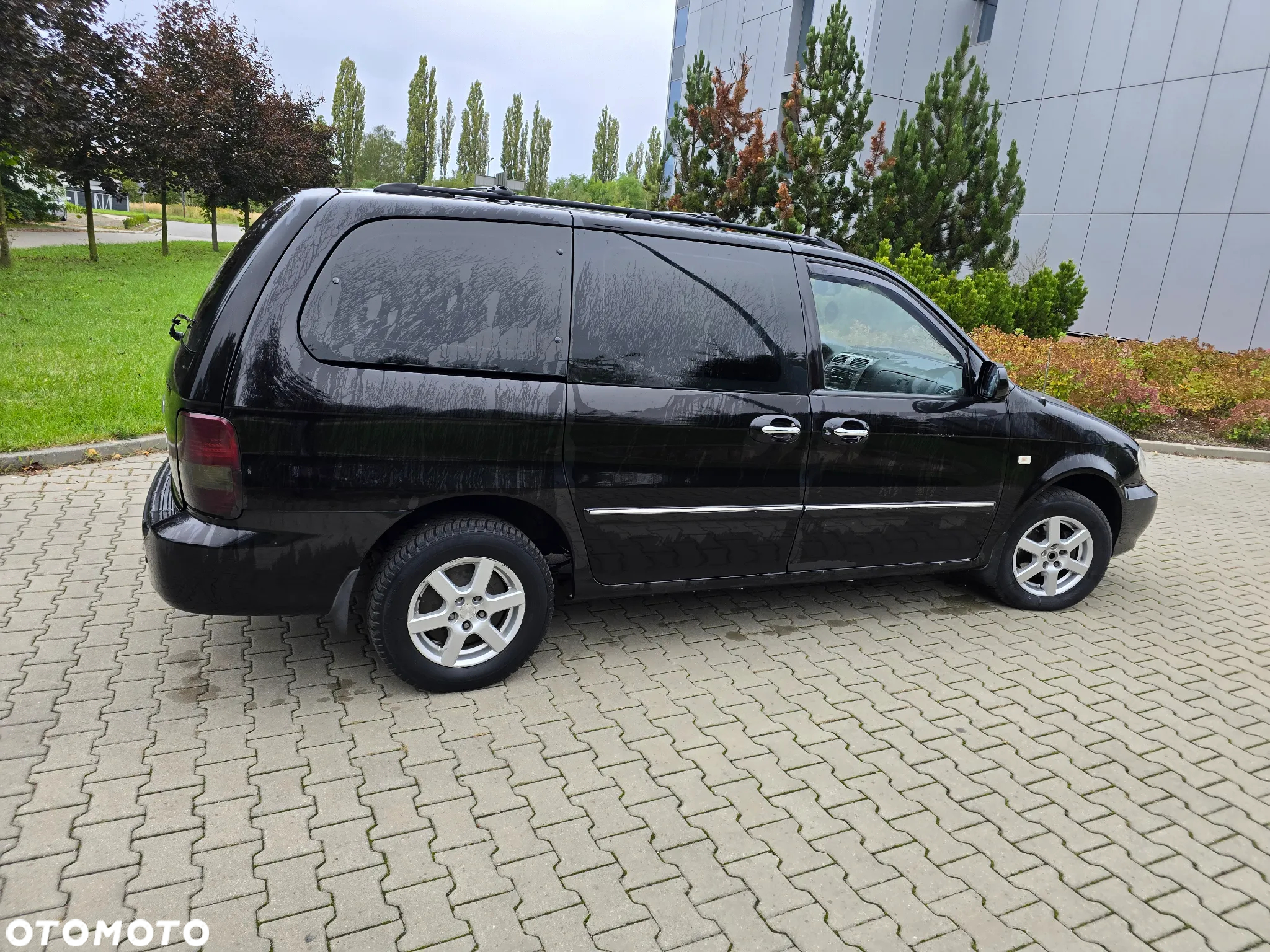 Kia Carnival CRDi LX - 8