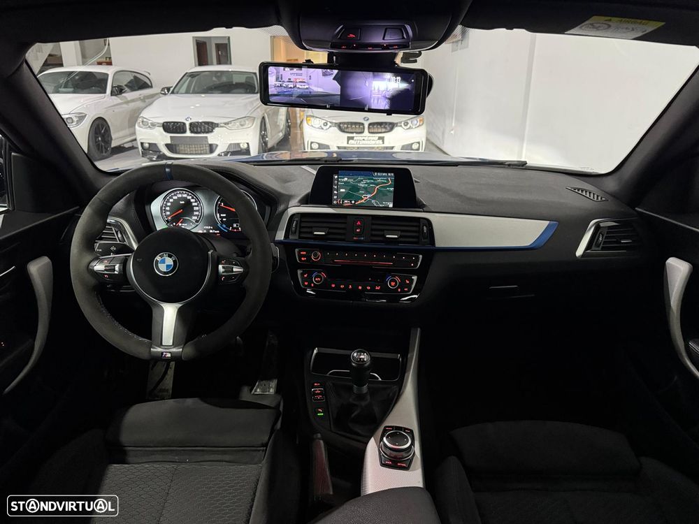 BMW 118 d Pack M - 41