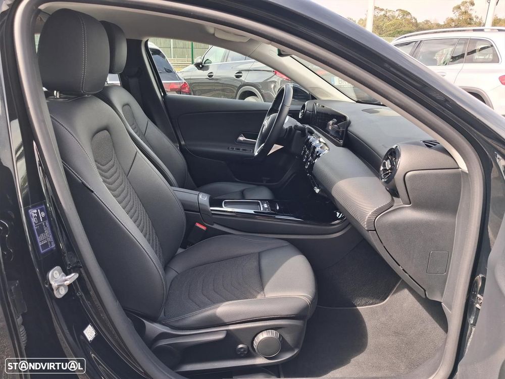 Mercedes-Benz A 200 Standard - 11