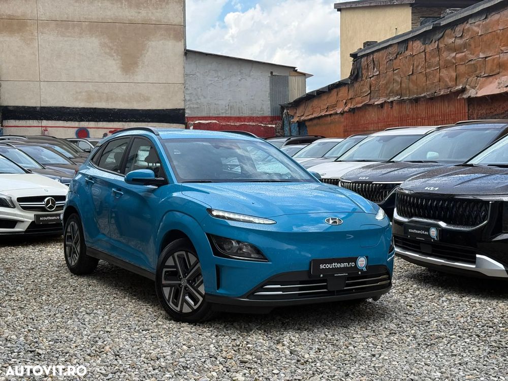 Hyundai KONA Select - 4