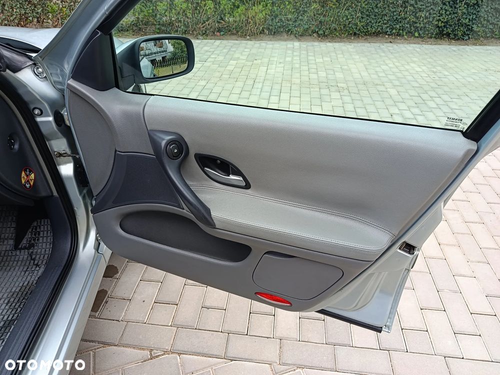 Renault Laguna - 12