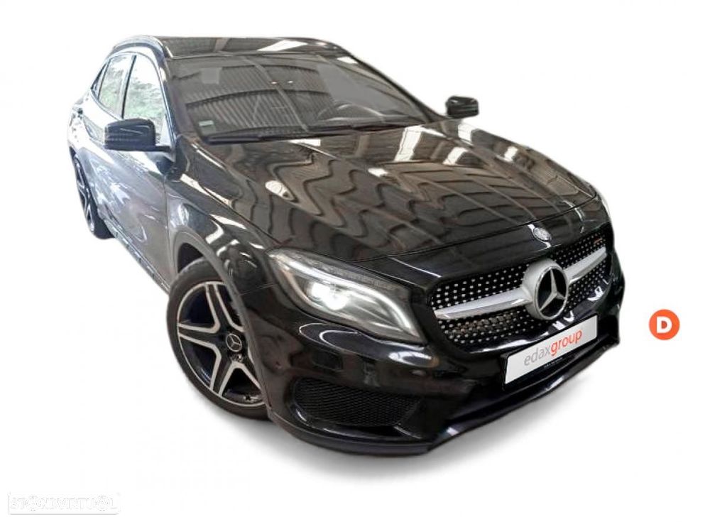 Mercedes-Benz GLA 200 - 1