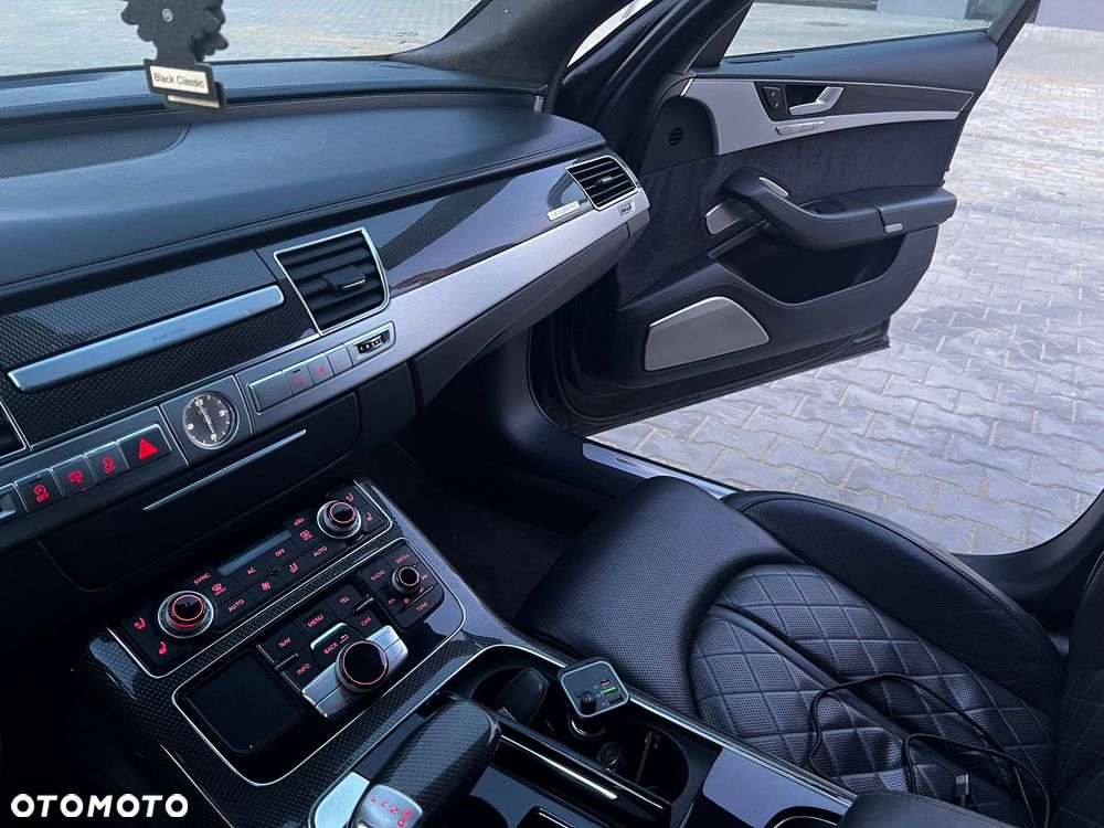 Audi S8 - 19