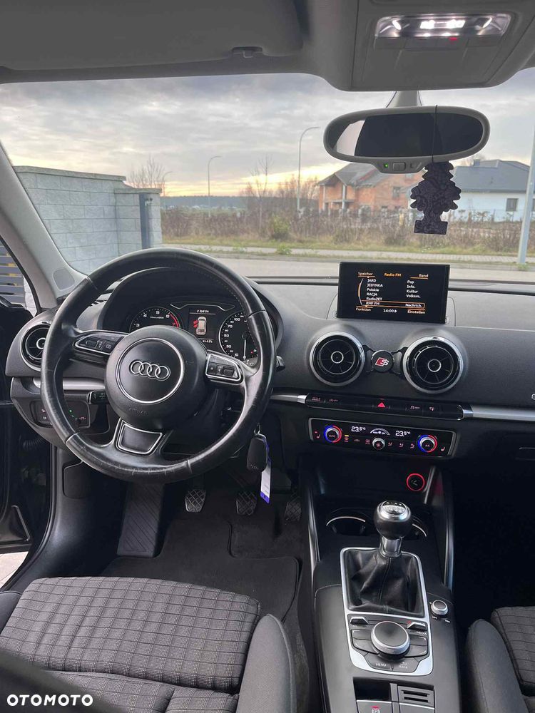 Audi A3 Sportback - 13