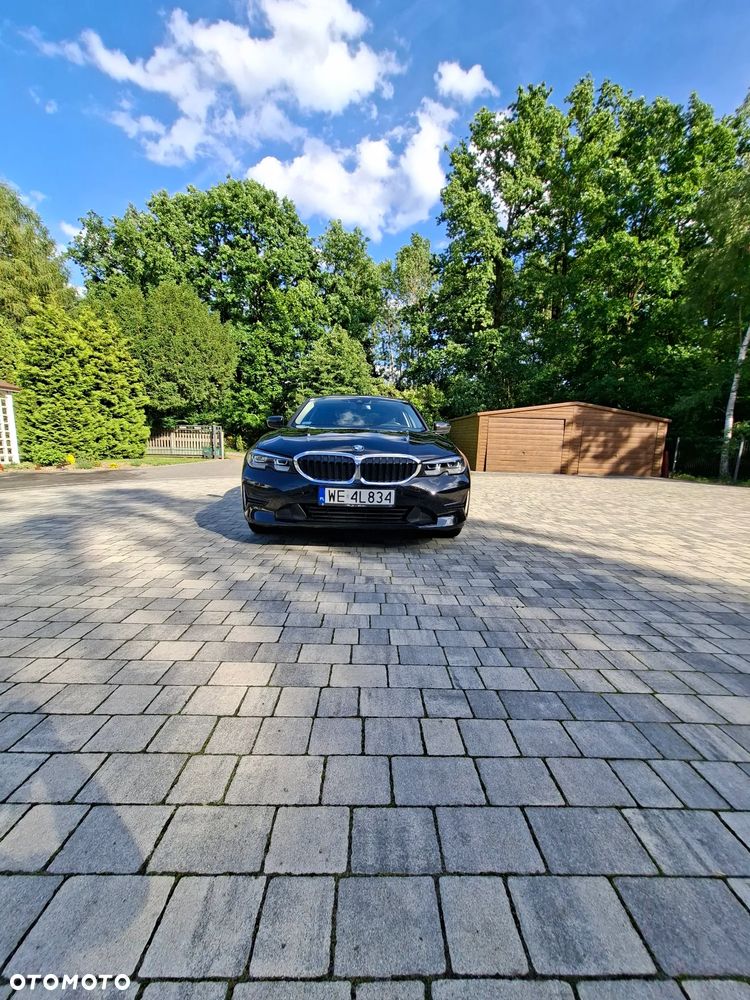 BMW Seria 3 - 16