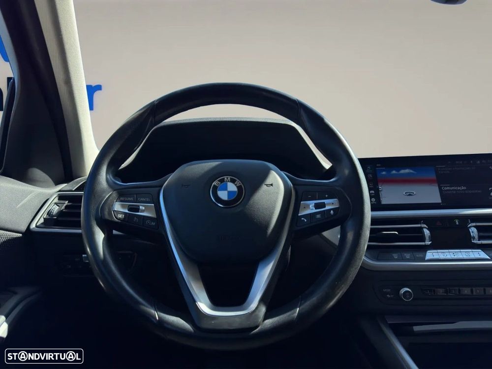 BMW 330 e Corporate Edition Auto - 11