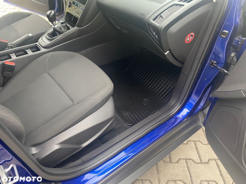 Ford Focus 1.0 EcoBoost Trend Edition Business - 39