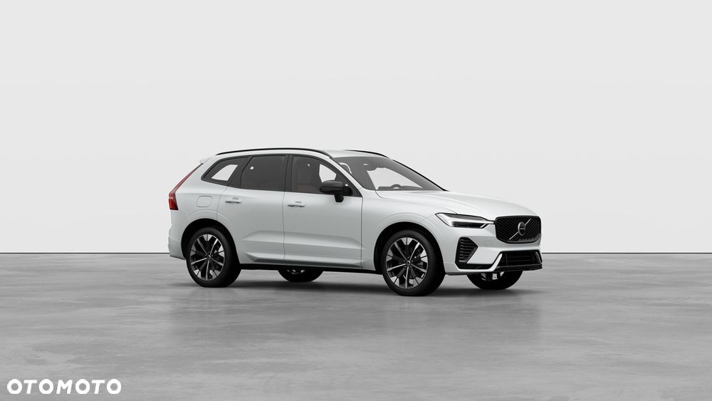 Volvo XC 60 B5 B AWD Plus Dark - 3
