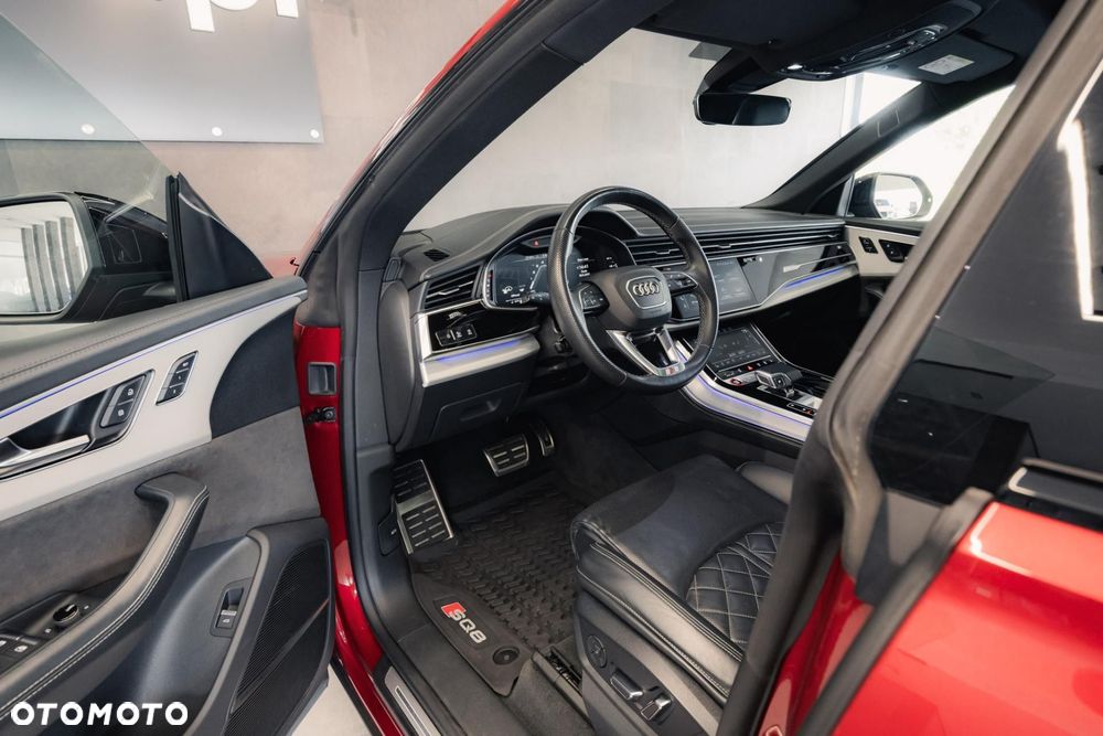 Audi SQ8 - 10
