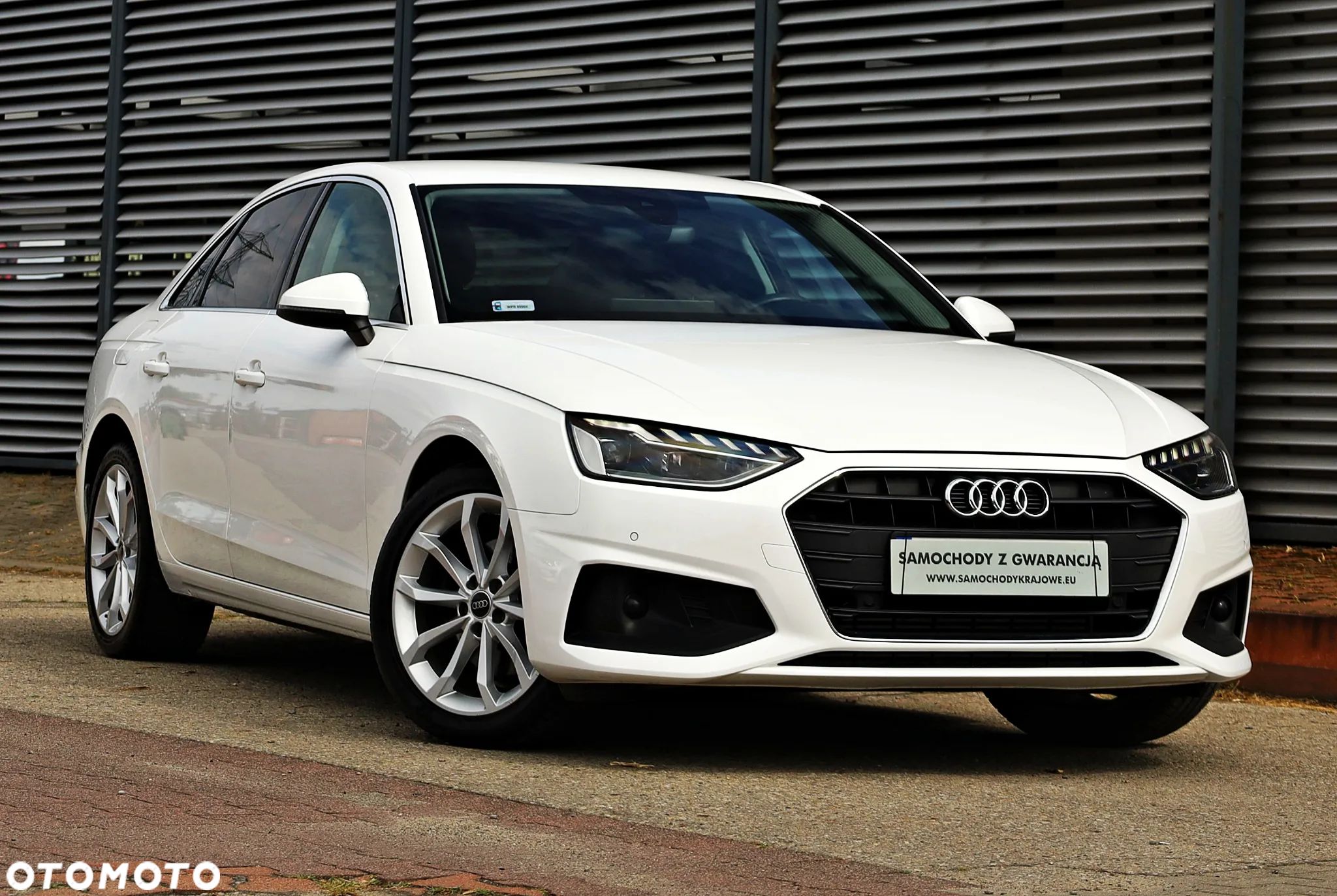 Audi A4 - 1