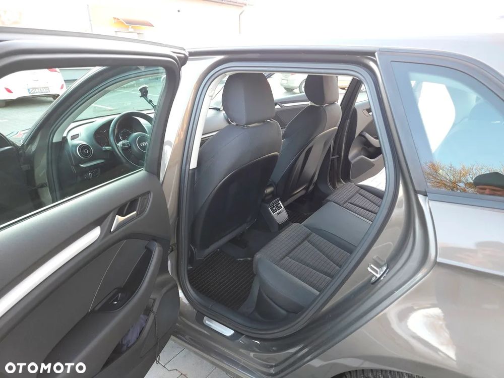 Audi A3 Sportback 1.6 TDI sport - 17