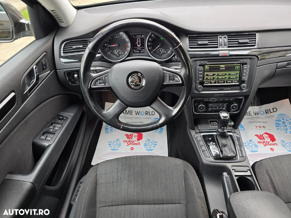 Skoda Superb 2.0 TDI 4X4 Elegance - 5