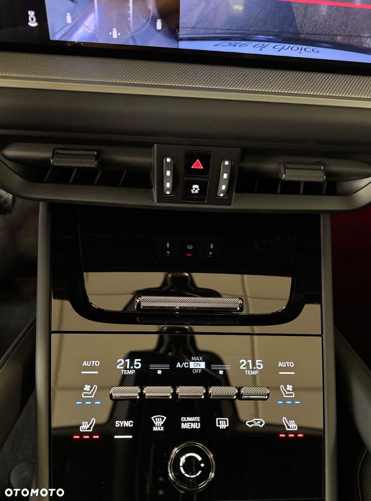 Porsche Cayenne Coupe - 26