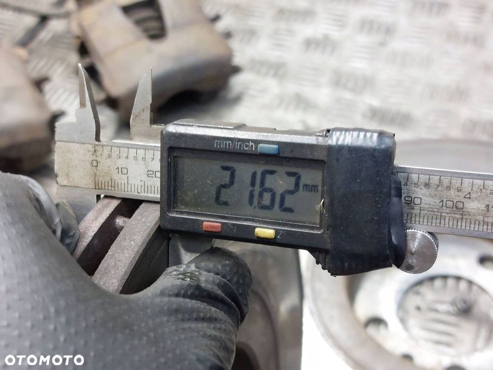 TARCZE HAMULCOWE PRZÓD + KLOCKI + ZACISKI VOLKSWAGEN GOLF IV 1.9 TDI - 4