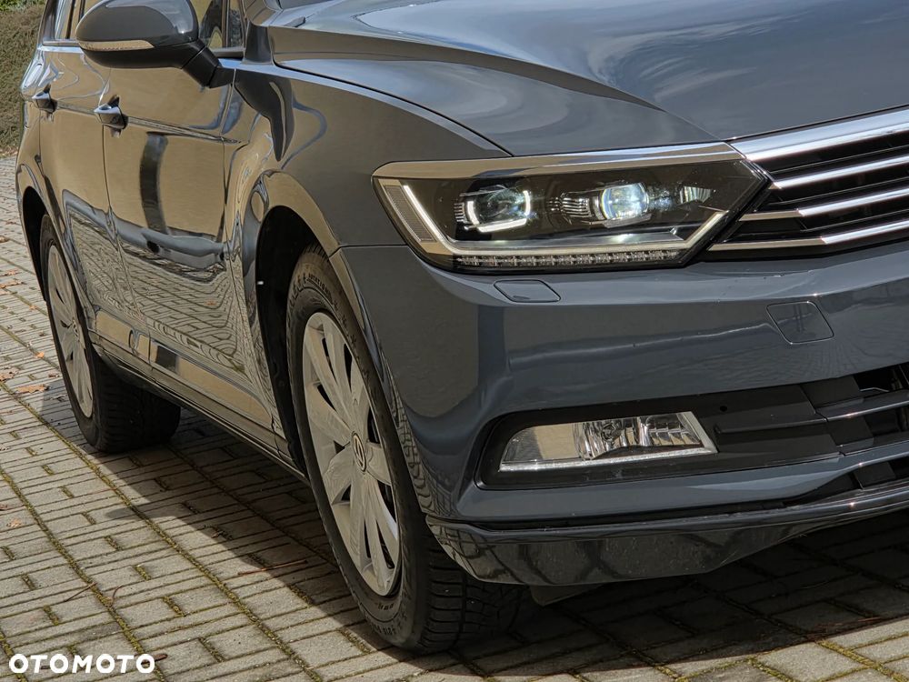 Volkswagen Passat 2.0 TDI (BlueMotion Technology) Trendline - 14