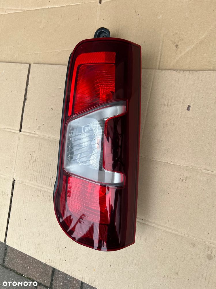 PARTNER BERLINGO RIFTER IV PROACE LAMPA TYLNA PRAWA PRAWY TYŁ 9820554880 - 3