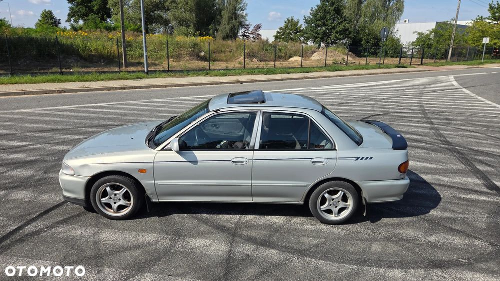 Mitsubishi Lancer - 14