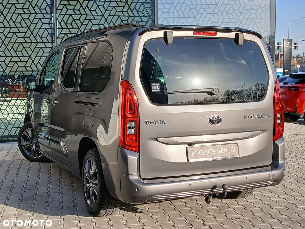 Toyota Proace City Verso 1.5 D-4D Family - 11