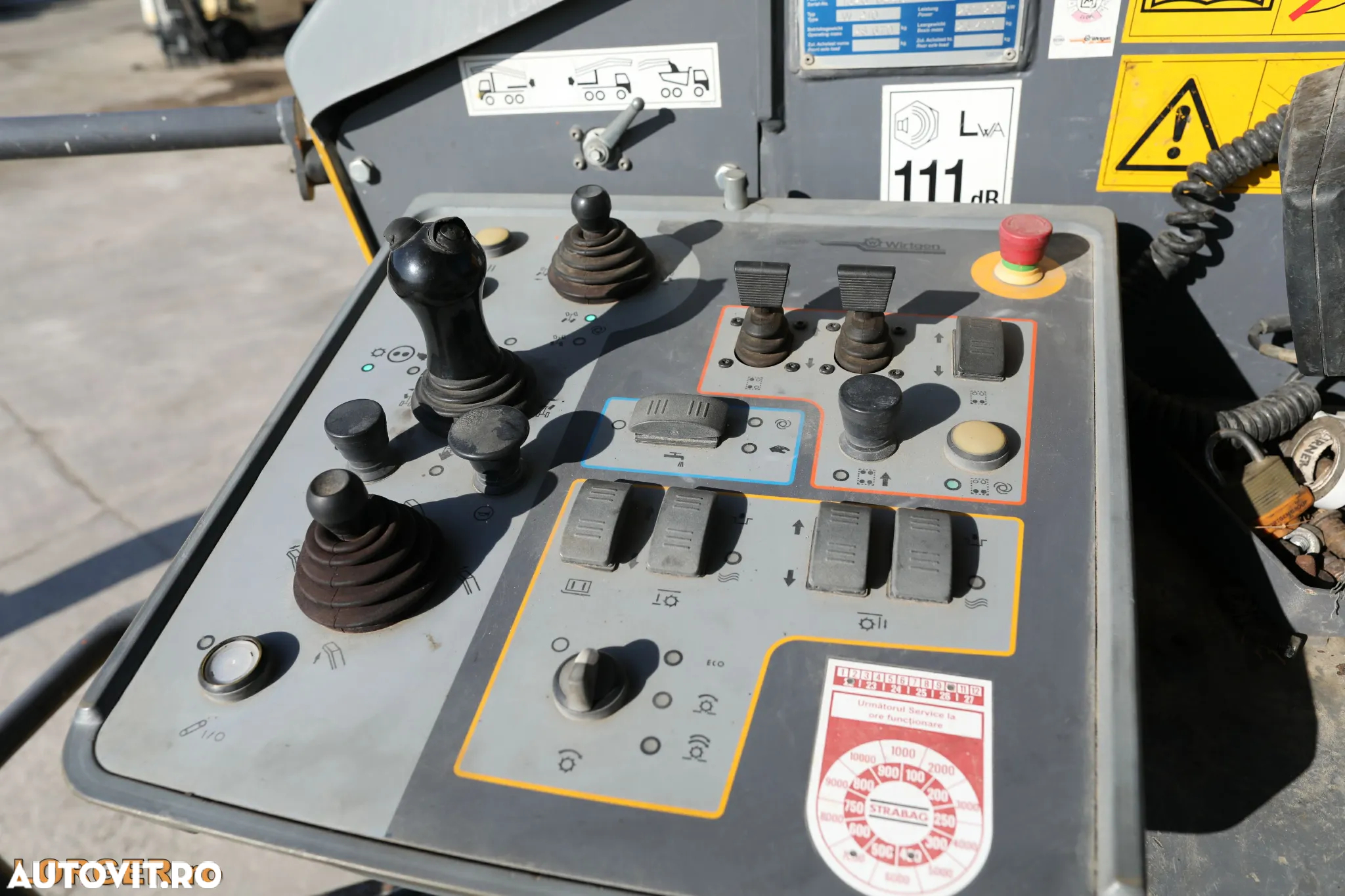 Wirtgen W210 - 27