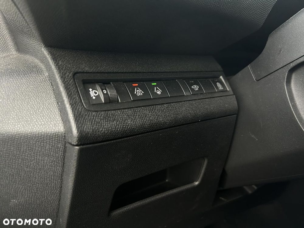Peugeot 3008 1.2 PureTech Allure Pack S&S EAT8 - 23