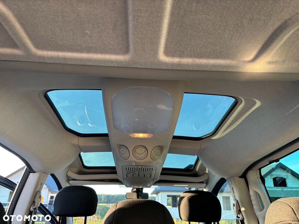 Citroën Berlingo Multispace BlueHDi 120 S&S SHINE - 15
