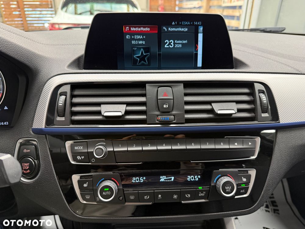 BMW Seria 1 118i - 12