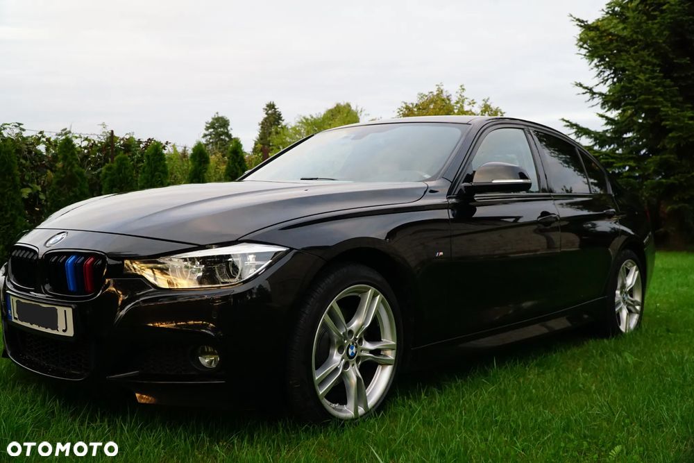 BMW Seria 3 320d xDrive M Sport Sport - 1