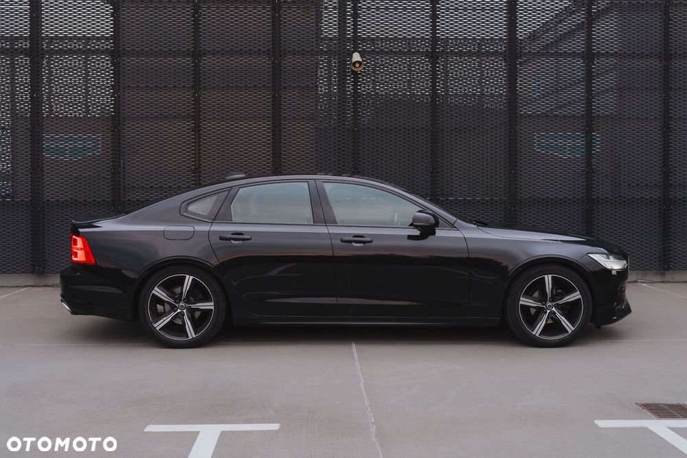 Volvo S90 D3 R-Design - 4