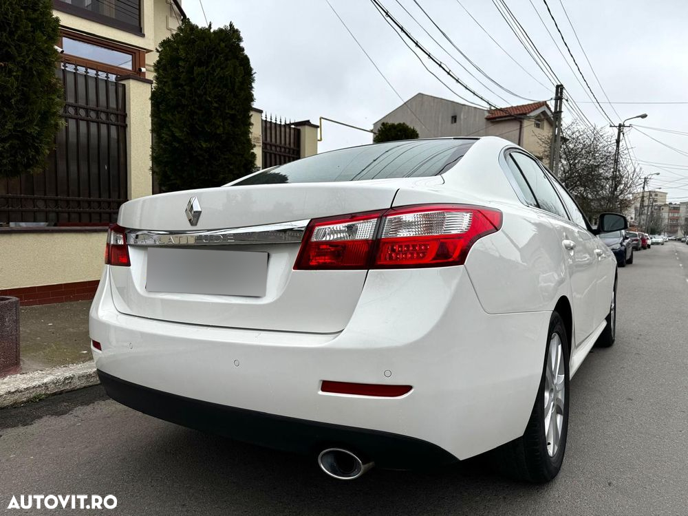 Renault Latitude 2.0 dCi Luxury - 7
