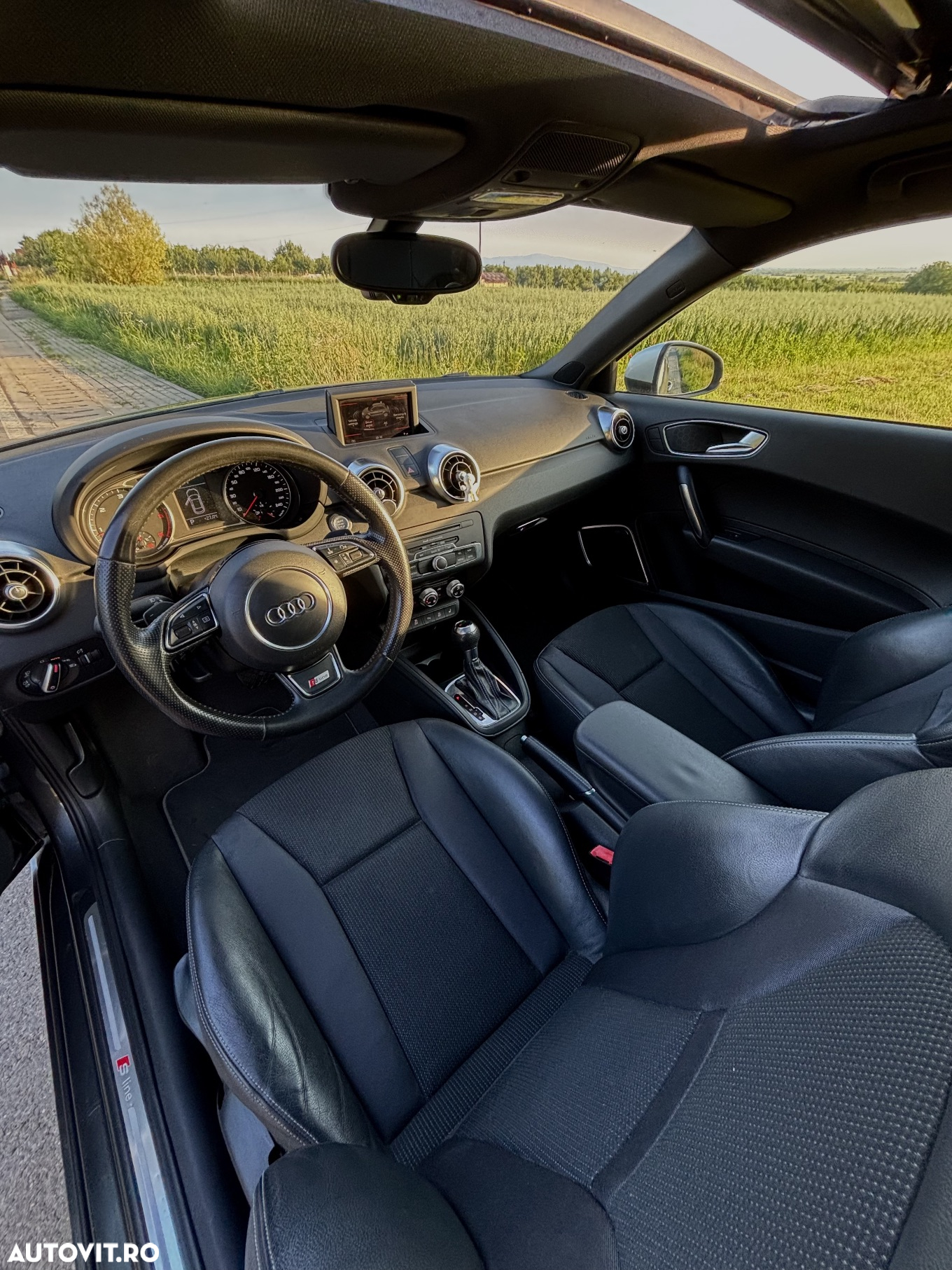 Audi A1 1.6 TDI Stronic Attraction - 6