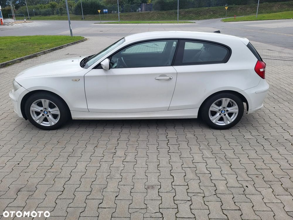 BMW Seria 1 116d - 6