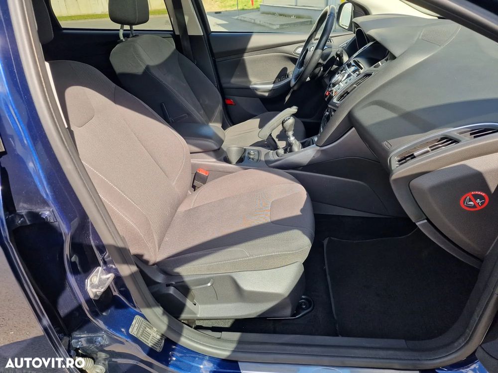 Ford Focus 1.6 TDCI DPF Start-Stopp-System Titanium - 9