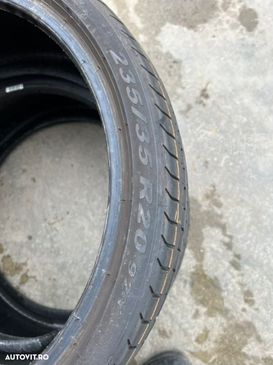 vând 4 anvelope 235/35/20 Pirelli de vară la 7 mm - 5