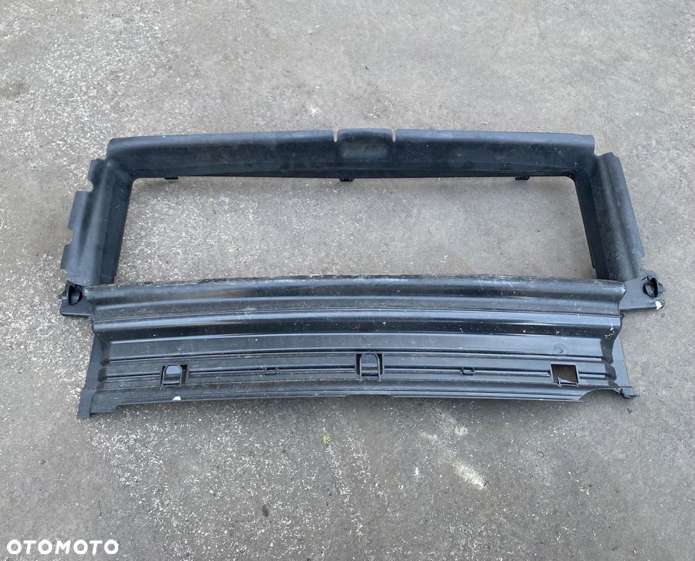 VOLVO XC60 2 II XC 60 MK2 ORYGINALNA KIEROWNICA POWIETRZA WLOT KRATKA Łapacz telewizor ekran tunel górny kanał powietrza żaluzja 331425467  PAS PRZEDNI WZMOCNIENIE CZOŁOWE - 1