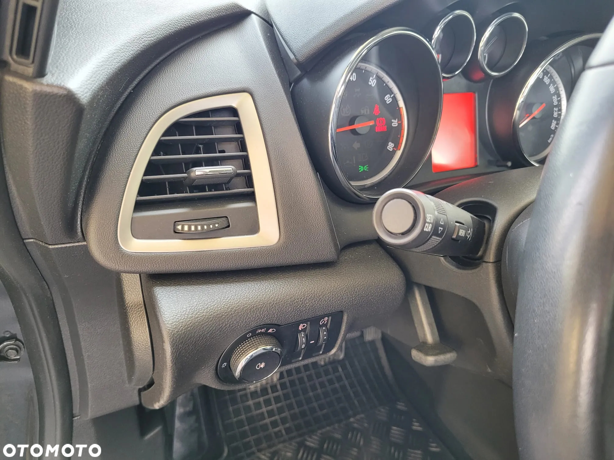 Opel Astra IV 1.4 T Energy EU6 - 24