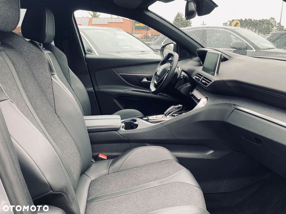 Peugeot 5008 BlueHDI 130 EAT8 GT - 24