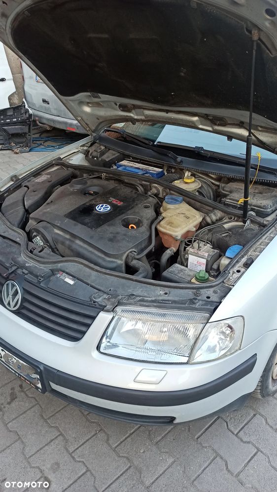 Volkswagen Passat 1.9 TDI - 3