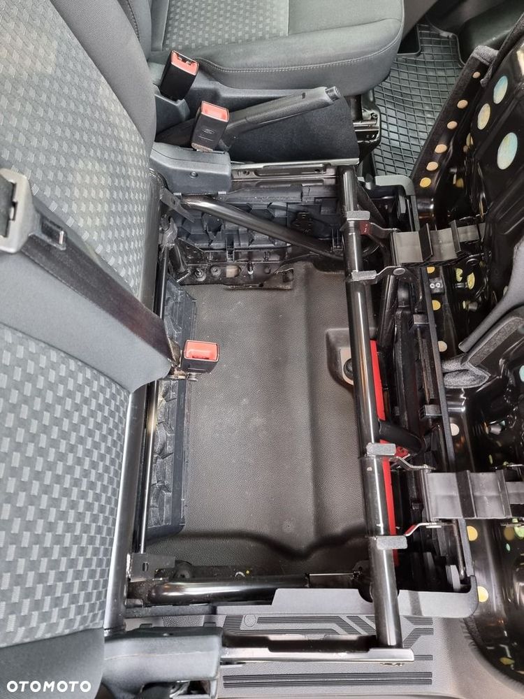 Ford Transit Custom - 21