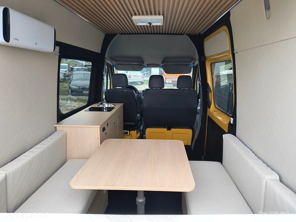 Mercedes-Benz SPRINTER - 28