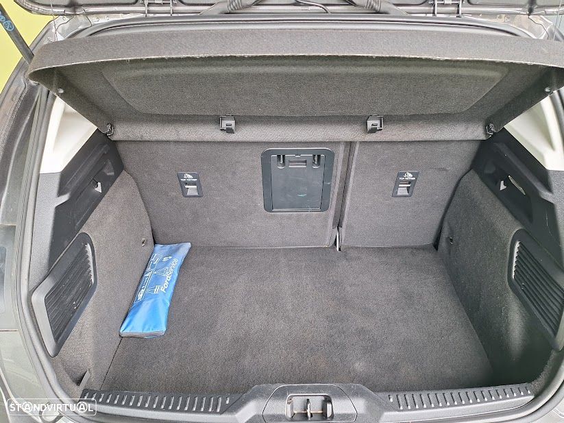 Ford Focus 1.0 EcoBoost MHEV Connected - 30