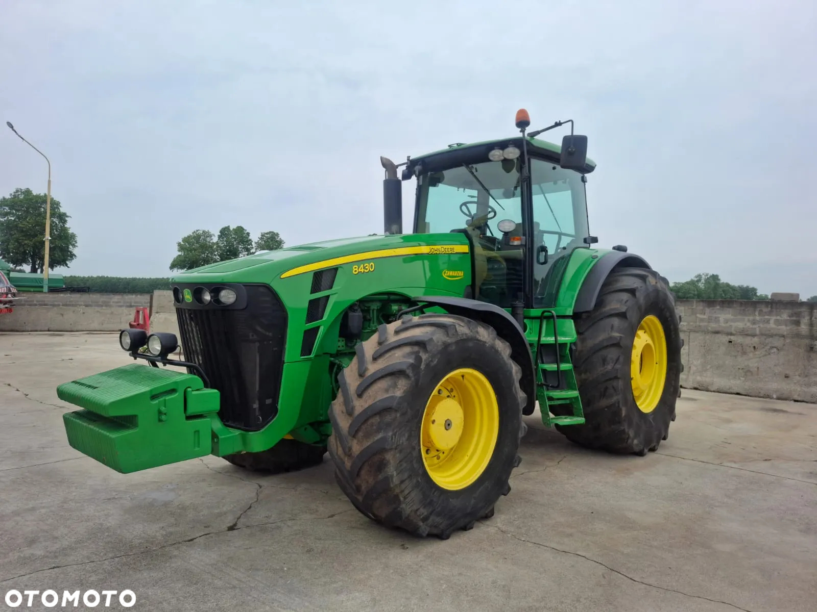 John Deere 8430 - 2