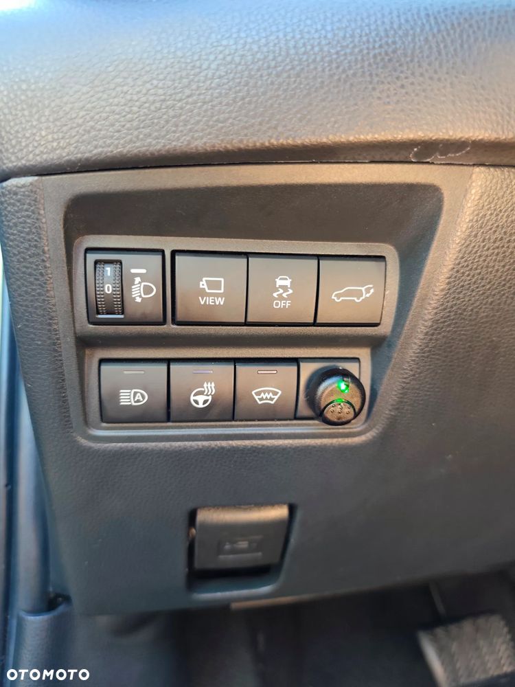 Toyota Yaris Cross - 17