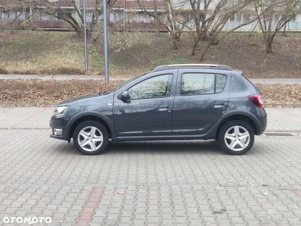 Dacia Sandero Stepway TCe 90 (S&S) Celebration - 10