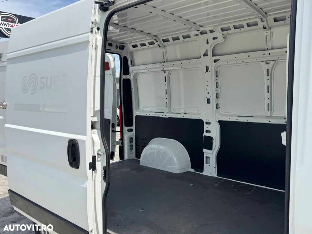 Citroën Jumper 2.2 HDi 130 L3H2 - 19