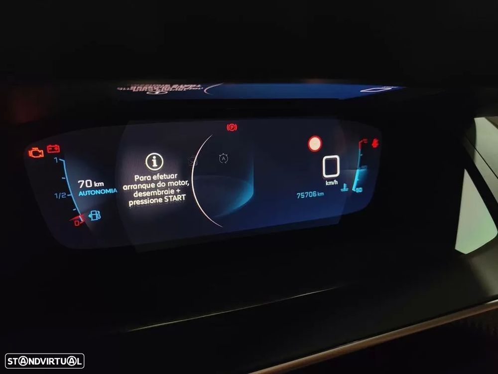 Peugeot 2008 1.2 PureTech Allure - 8