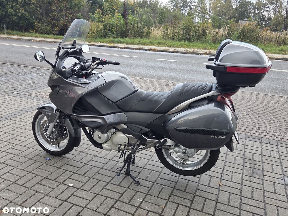 Honda Deauville - 28
